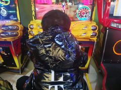 -爱玩嘉年华(成都北城天街店)