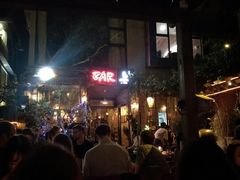 -城墙外BAR