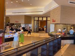 -亚龙湾希尔顿自助餐厅·海鲜·烧烤·沙滩BBQ·现场乐队