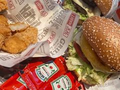 -The Habit Burger Grill 哈比特汉堡(复兴soho店)