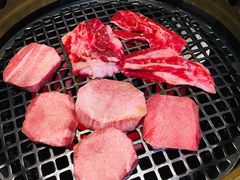 -肉魁屋·烧肉·烧鸟·酒场(高新店)