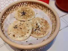 -阿瓦山寨·湘菜现炒·剁椒鱼头王(咸阳总店)
