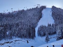 -丝绸之路山地度假区滑雪场