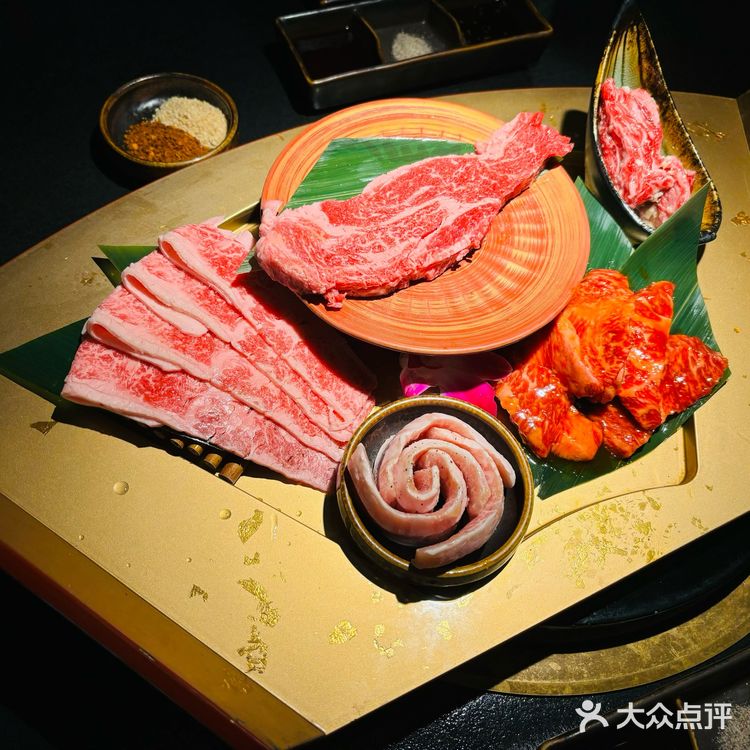 双旦姐妹聚会，必须得来解锁这家日式烤肉店哇！