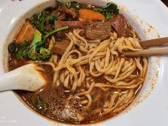 -贯一台湾牛肉面(八一七中路店)