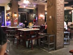 大堂-水碾河刘老大串串香(水碾河路店)