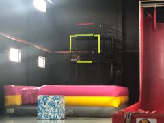 -嘿哟动霸CHUA·新潮玩运动娱乐中心·蹦床滑冰团建乐园