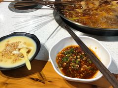 -牛华八婆麻辣烫(龙湖U城店)