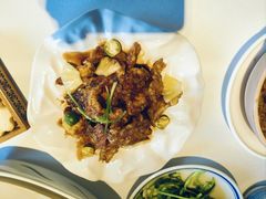 -八府香鸭·啫啫煲(华山路店)