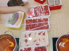 -杨老板·海鲜集市火锅·鲜切牛肉(中防万宝店)