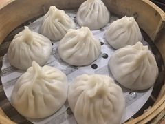 -莱莱小笼·乔艾