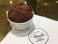 -VENCHI 闻绮(北京国贸商城店)