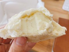 香草鲜奶面包-WHEAT&BAKER-麥(凯德来福士店)