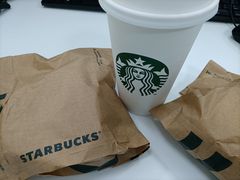 热拿铁-星巴克臻选(莘庄仲盛店)