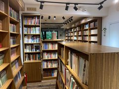 -晓风书屋(大学路店)