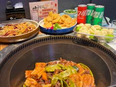 -山河屯铁锅炖·非遗东北菜(南山店)