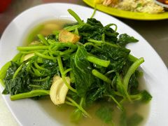 -明记烧鱼美味店