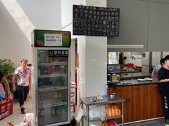 -容里煲仔饭(利丰北路店)