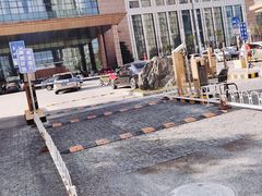 -中医药大学第一附属医院-停车场