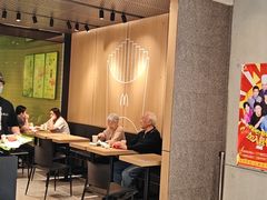 -麦当劳(徐汇漕溪北路百脑汇店)