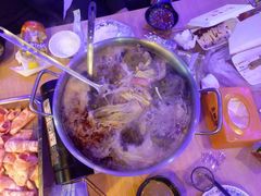 -运气牛自助酱大骨火锅(南京东路店)