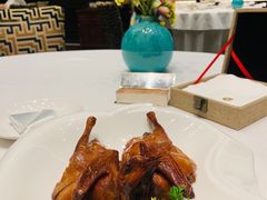 烧乳鸽-明阁 Ming Court(广州朗豪酒店)