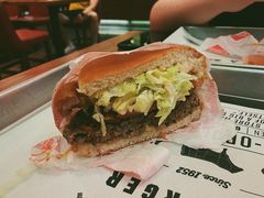 烟熏烤酱堡-FATBURGER 特富客汉堡(外交公寓店)