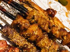 -聚串门儿·东北烧烤(信义坊店)