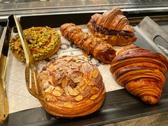 -BUTTERFUL&CREAMOROUS 黄油与面包(万象城店)