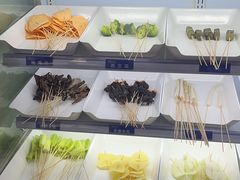 -马路边边串串香形象店(磐石路店)