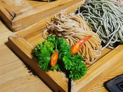 飞鱼籽墨鱼滑-湊湊火锅·茶憩(杭州湖滨银泰in77店)