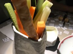 -穹六人间 people 6(岳阳路店)