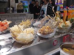 -百品聚旋转火锅(万德庄店)