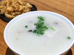 骨腩粥-强记鱼粥(南村店)