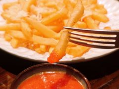 帕尔马芝士薯条-Brut Eatery Wine Bar & Restaurant (建国东路店)