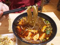 麻辣酸辣粉-重庆手工酸辣粉
