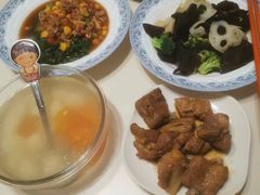 -鲸励母婴月嫂(望京店)