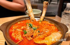 Pork Ribs Kimchi Hot Pot