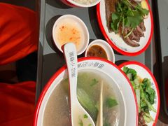 -大食代美食广场(上海中心店)