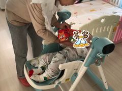 -爱月宝月嫂·育儿嫂(哈尔滨总店)