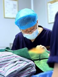 -广州健丽·去眼袋医疗美容机构
