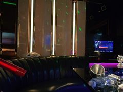 -温莎KTV(珠江路店)