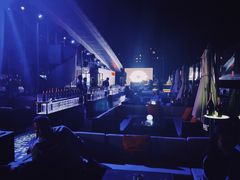 -VENU+海景酒廊