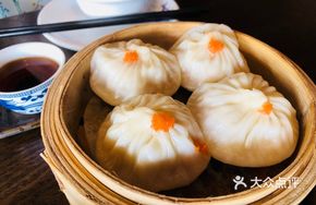 Huaiyang Soup-filled Dumplings