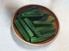 -猪三哥肥肠鸡川菜小炒