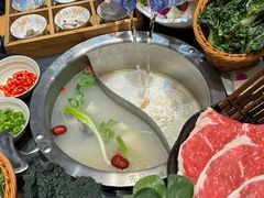 -风情丽江斑鱼火锅(孙家沟西南路80号店)