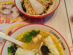 -小杨生煎(金山百联购物中心3楼店)