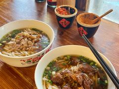 -矮子粉店1985·长沙米粉(湘春路店)