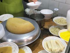 -洪记凉米线(新兴路店)