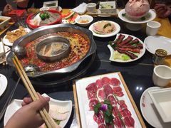 -一斗火锅·招财羊毛肚(北温泉九号店)